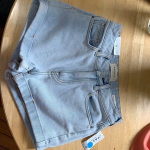 Light wash Jean shorts